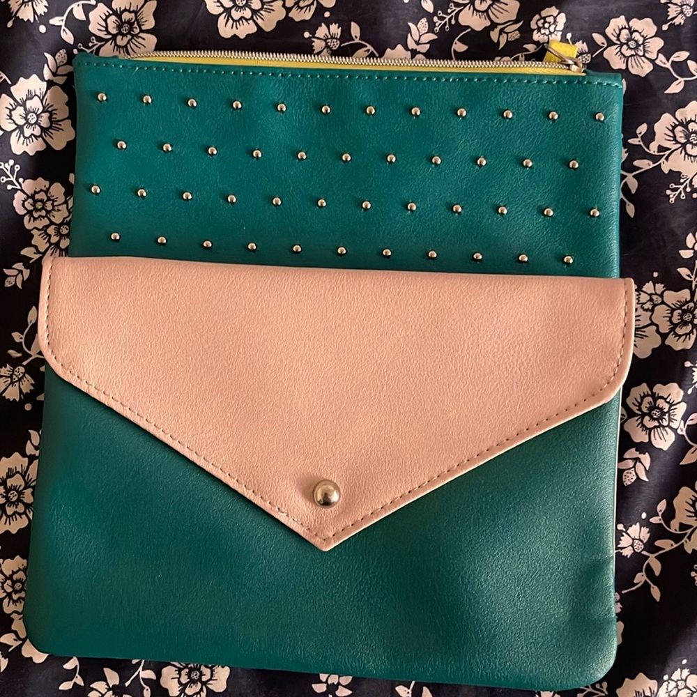 Ipsy March of 2020 “Unstoppable” makeup bags